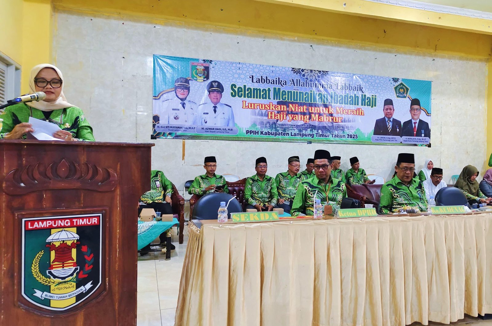 Pelepasan Kloter 24: Bupati Lampung Timur Ingatkan Jamaah Haji Jaga Fisik dan Fokus Ibadah
