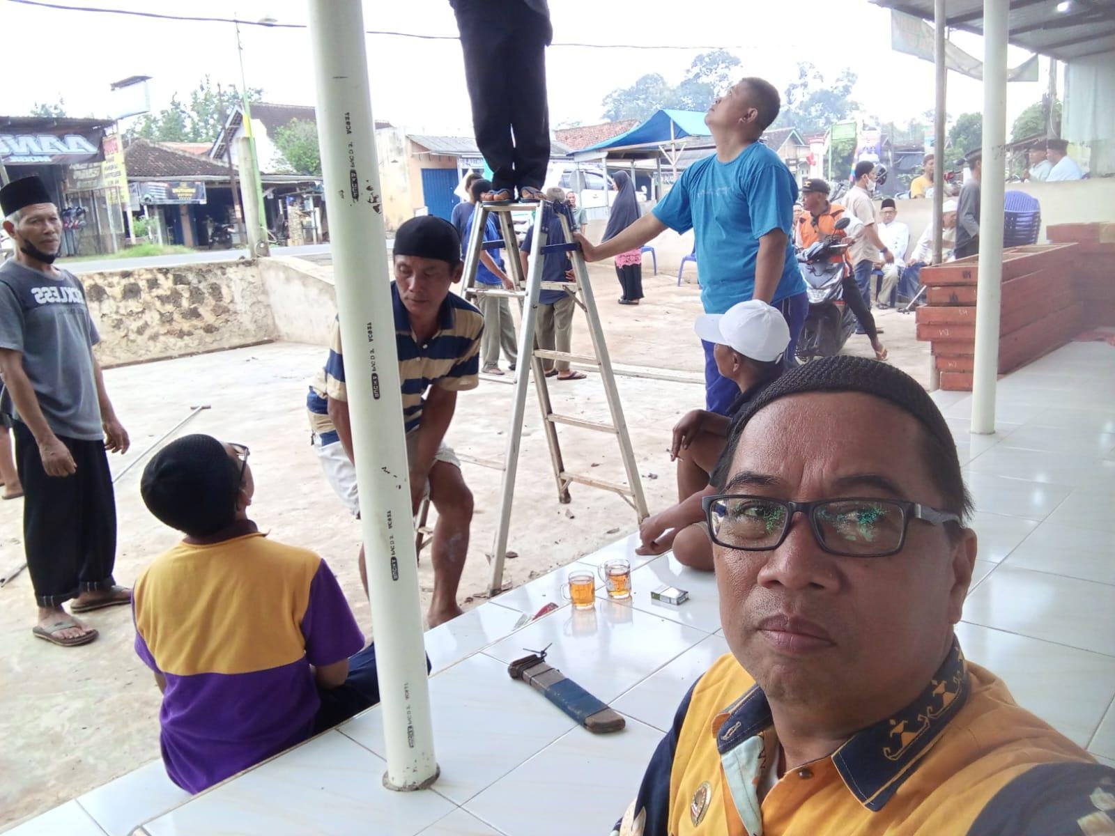 Berduka di Tanah Suci, CJH Asal Lampung Timur Wafat di Makkah, Kepala KUA Mataram Baru Bertakziah ke Rumah Duka