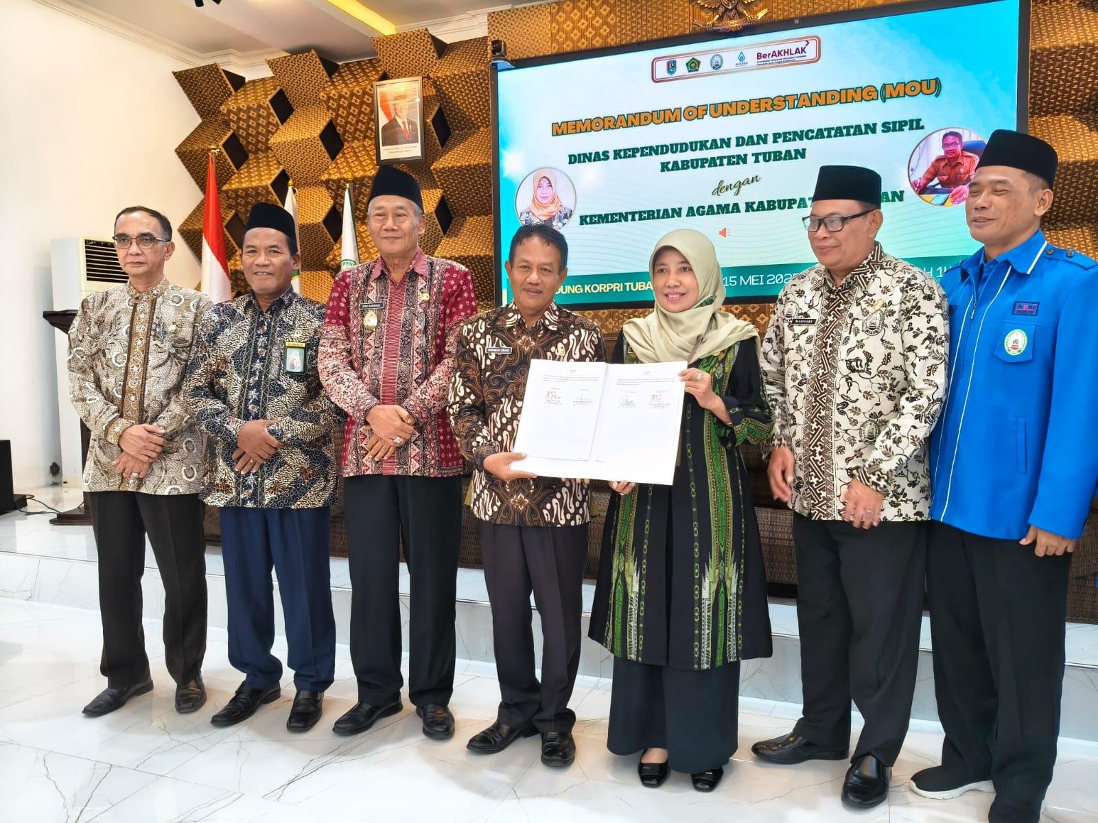 Dukcapil dan Kemenag Tuban Tandatangani MoU 