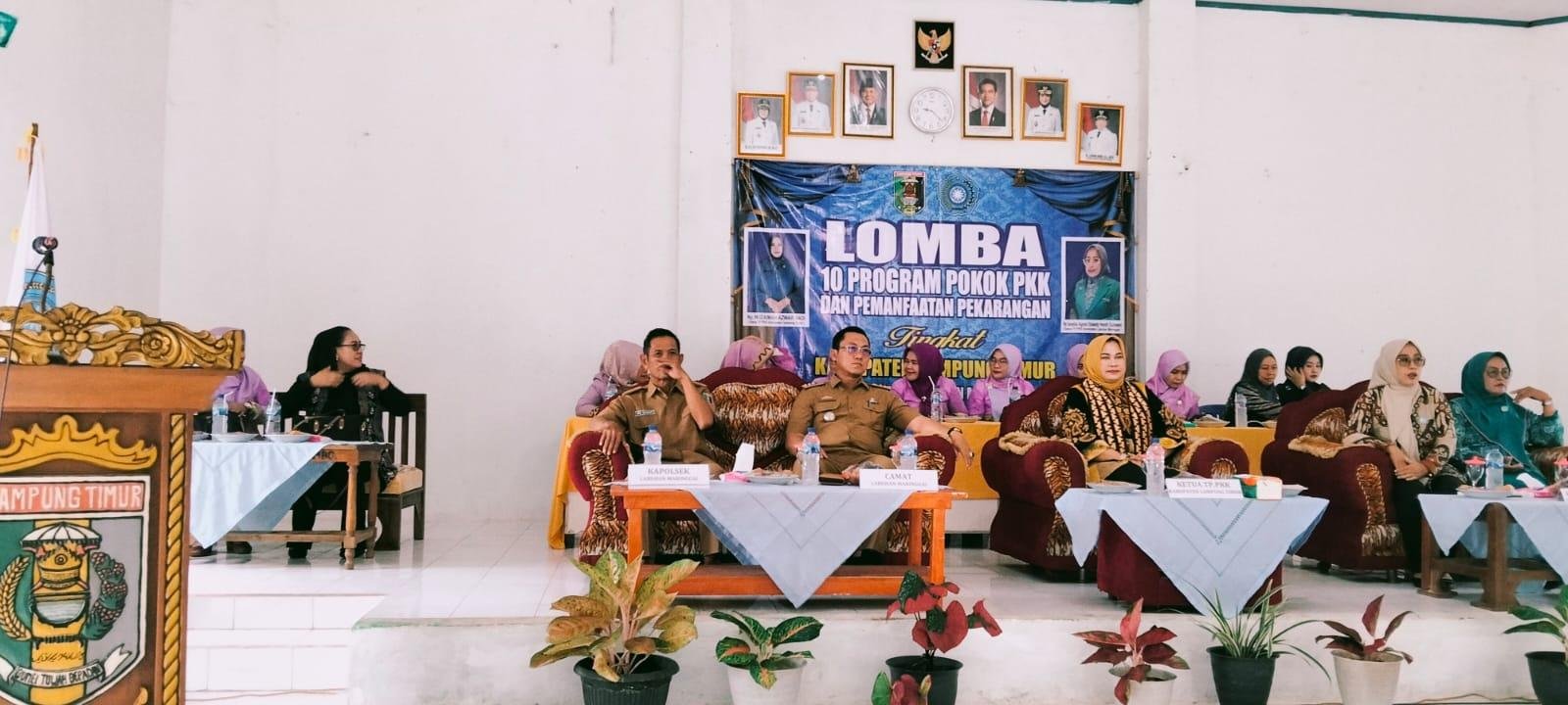 Doa Penghulu KUA Labuhan Maringgai Iringi Semangat Lomba PKK di Karang Anyar