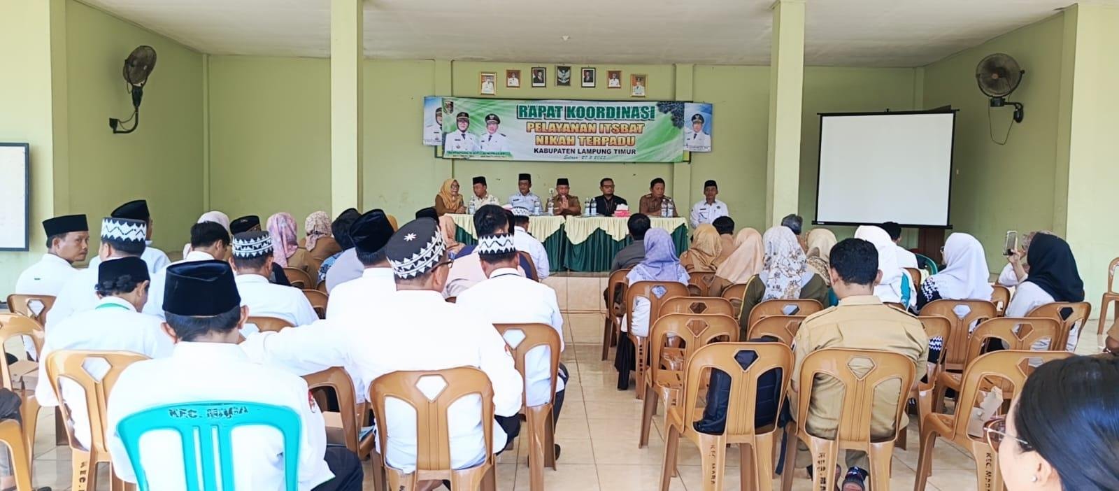 Plt. KaKUA Mataram Baru Pimpin Doa dalam Rakor Pelayanan Isbat Nikah Terpadu Zona 1 Lampung Timur