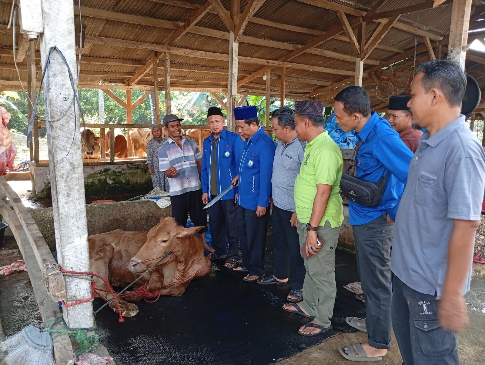 PC APRI Lampung Tengah Laksanakan Penyembelihan Hewan Kurban di KUA Bangun Rejo