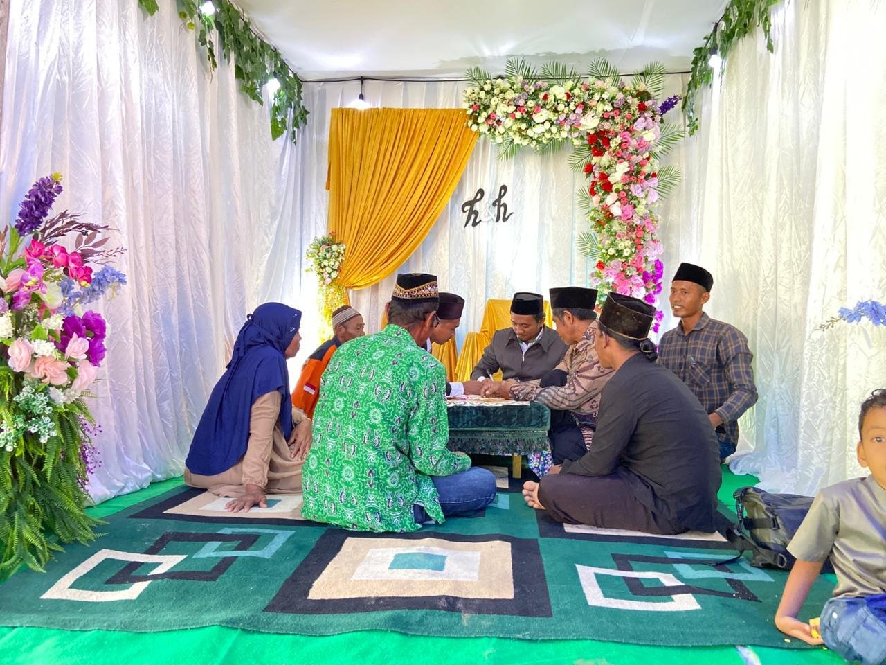 Kepala KUA Distrik Tembuni Eksekusi Dua Peristiwa Nikah di Wilayahnya dalam Sehari