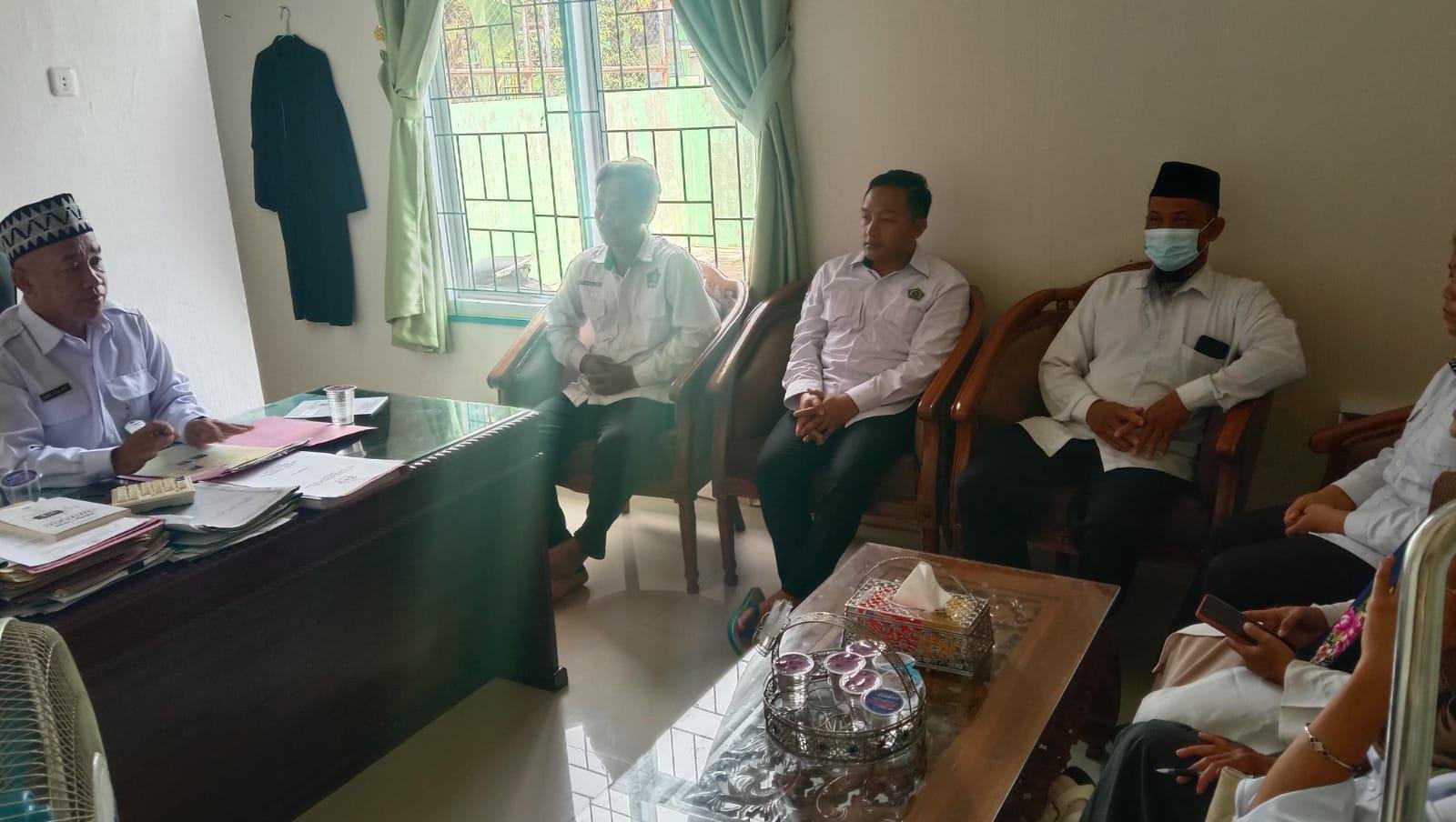 KUA Sekampung Perkuat Etos ASN: Disiplin, Berprestasi, dan Berakhlak Mulia