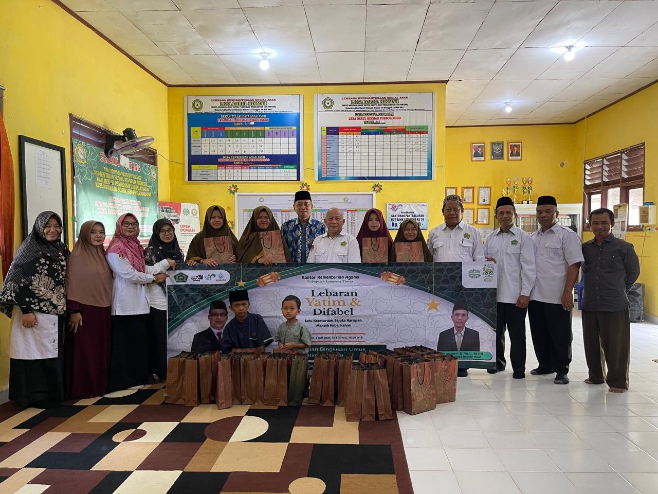 Pokjawas Kemenag Lampung Timur Salurkan Santunan Peaceful Muharram di Panti Asuhan Darul Hikmah Purbolinggo