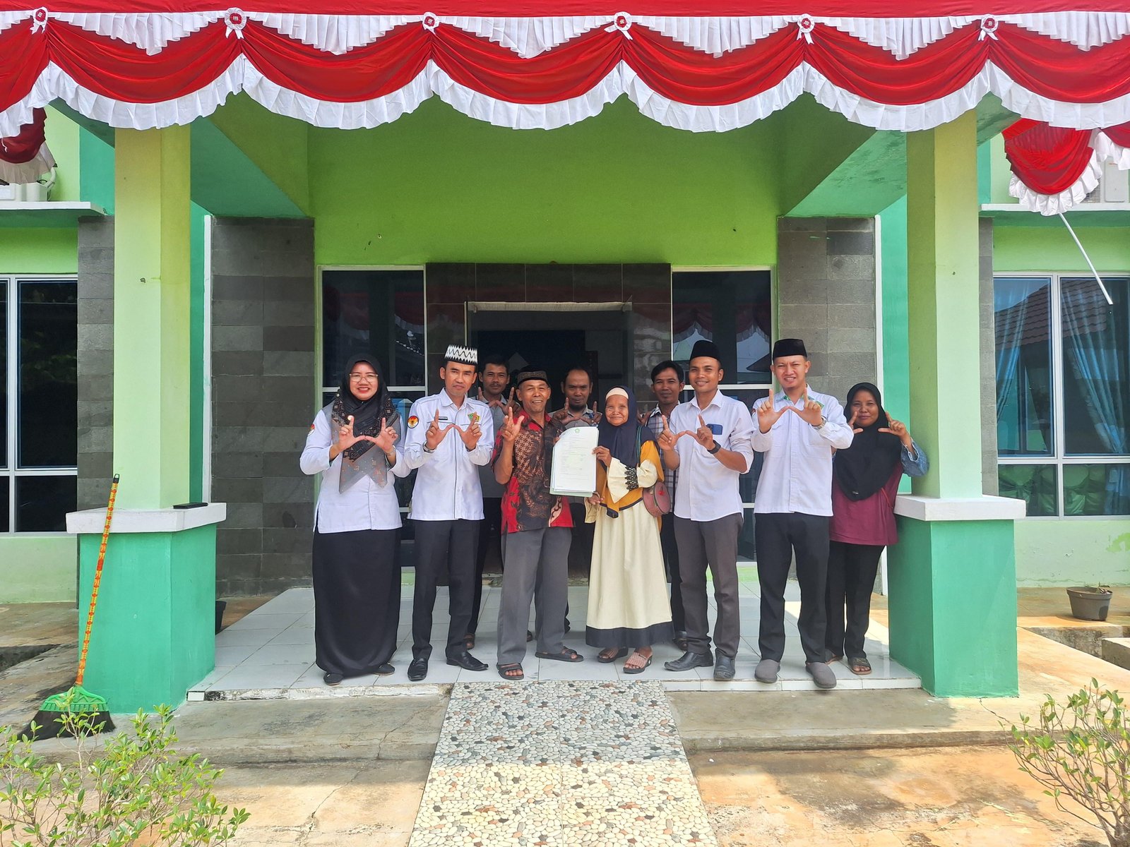 Kepala KUA Sukadana Resmikan Wakaf Tanah untuk Musholla Baitul A’la