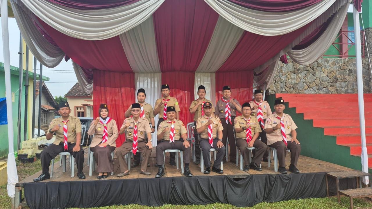 Kepala KUA Sekampung Udik Pimpin Doa Hari Pramuka ke-64 di Lapangan Merdeka