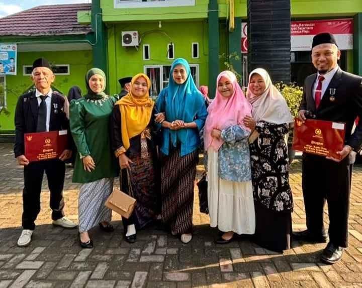 Tumbuhkan Semangat Nasionalisme, Pegawai KUA Curup Utara Ikuti Upacara HUT RI ke-80