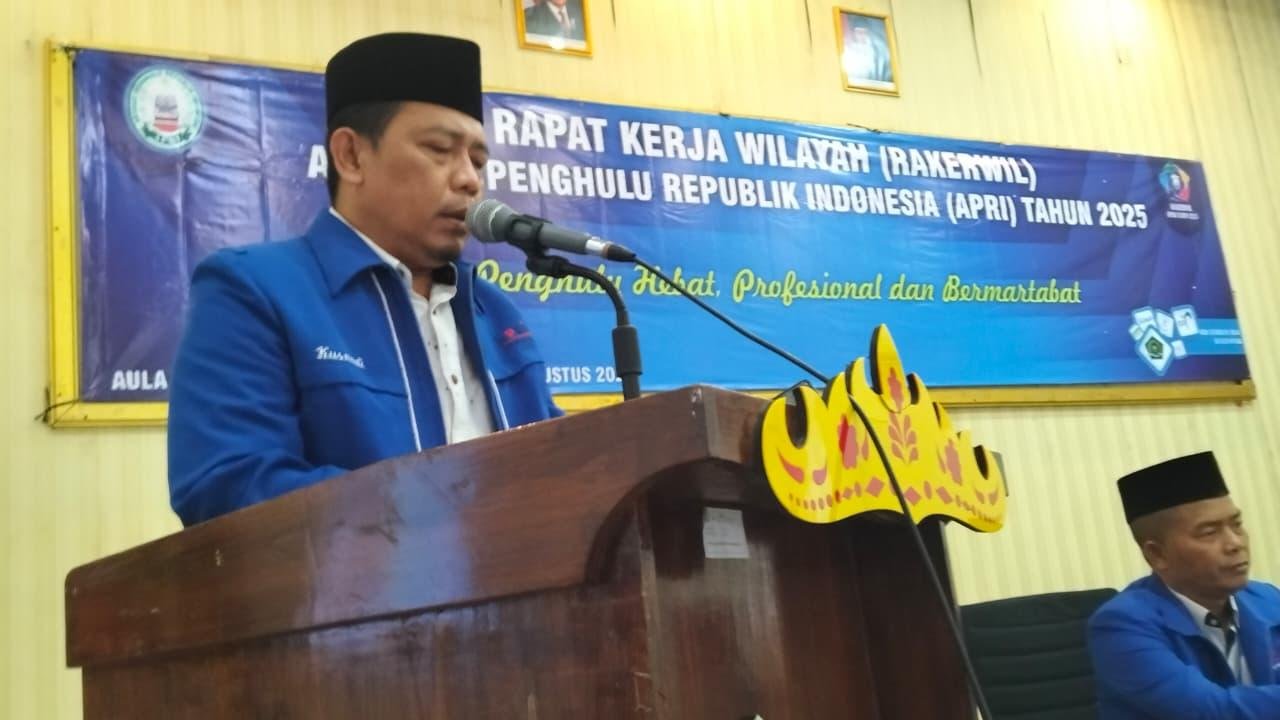 Kusnadi Getarkan Rakerwil PW APRI Lampung dengan Lantunan Al-Qur’an