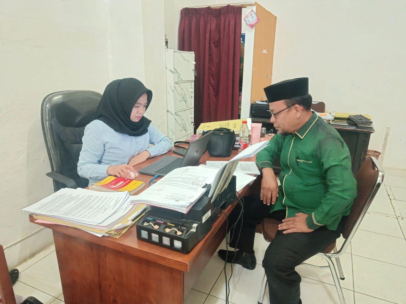 Ka. KUA Kisaran Timur Menjadi Saksi Ahli dalam Penelantaran Anak di Mapolres Asahan