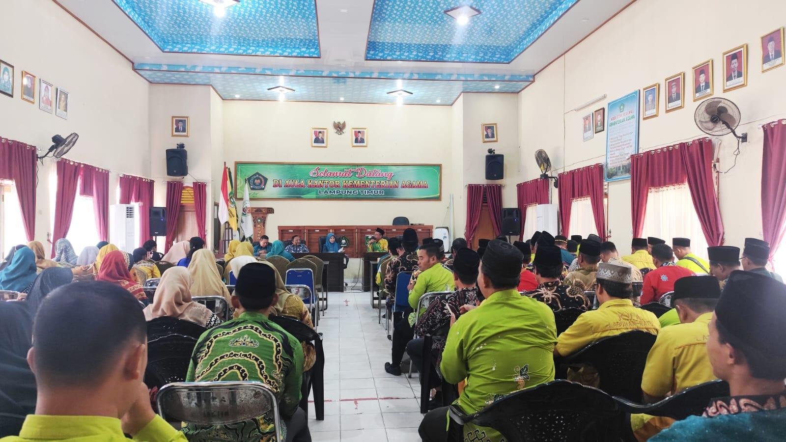 KUA Sekampung Udik Ikuti Rakor IPARI Lampung Timur