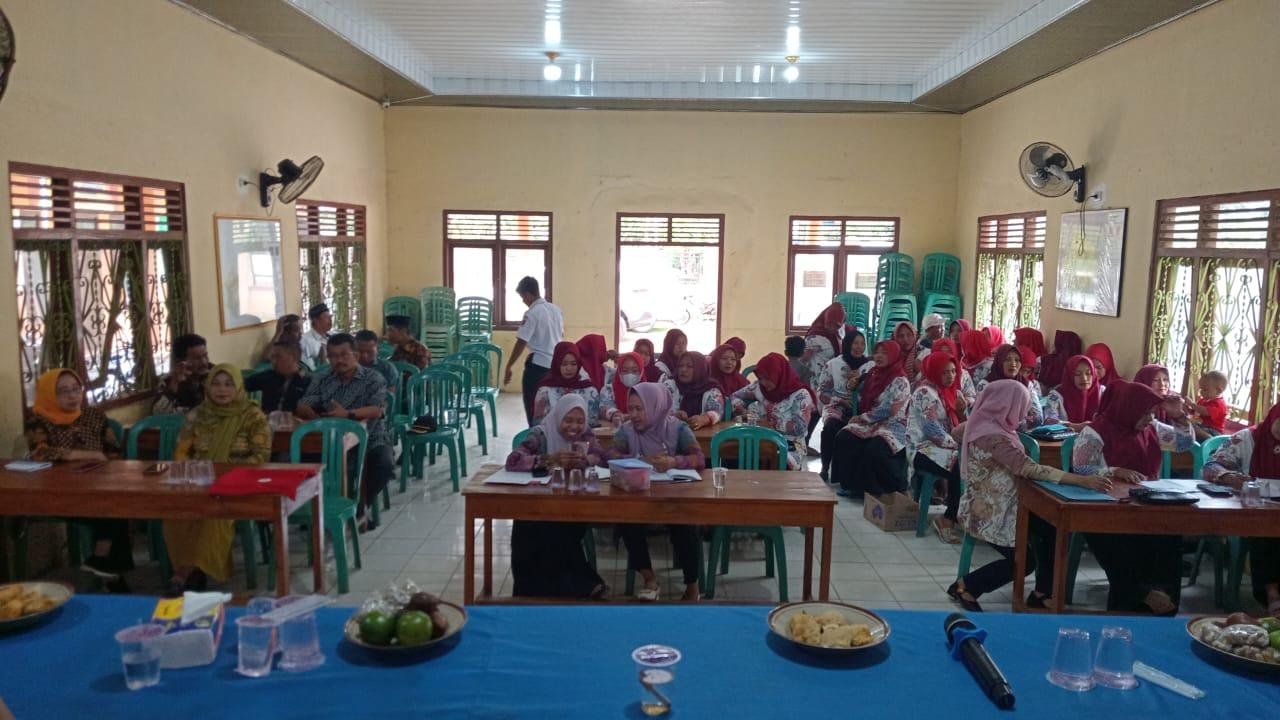 Kepala KUA Marga Sekampung Hadiri Rembuk Stunting di Desa Girimulyo