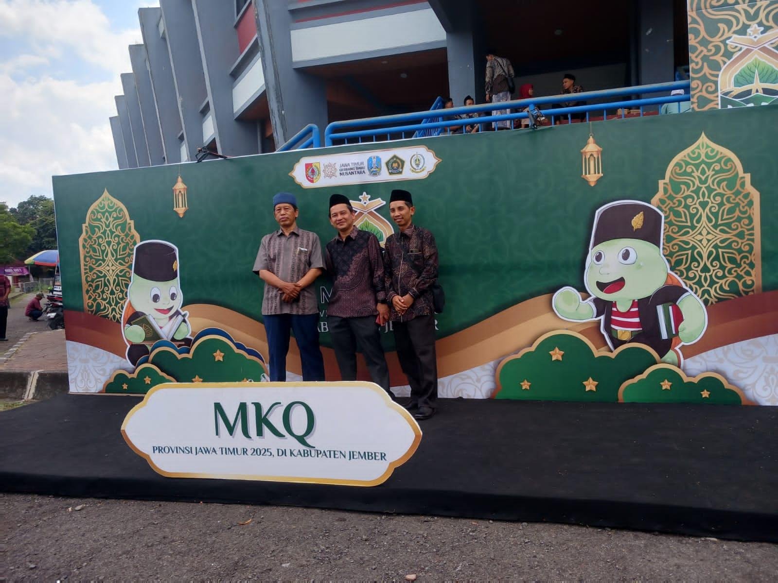 Semangati peserta MTQ Jatim, Kasi Bimas keliling arena kunjungi Kafilah