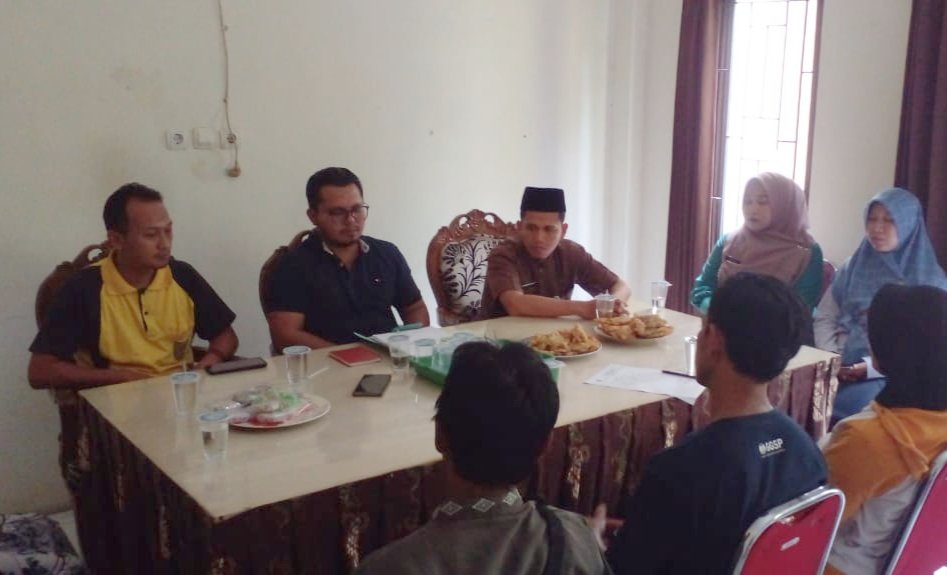 Penghulu KUA Salaman Hadiri Mediasi perihal masalah Pernikahan Mbah Qomarudin dan Mbah Yatini