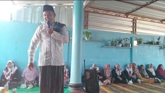 Penghulu Sekampung Udik Sampaikan Tausyiah Kemabruran Haji