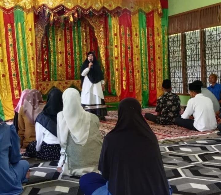 Menuju Keluarga Sakinah: KUA Kampar Gelar Bimbingan Perkawinan untuk 13 Pasang Catin