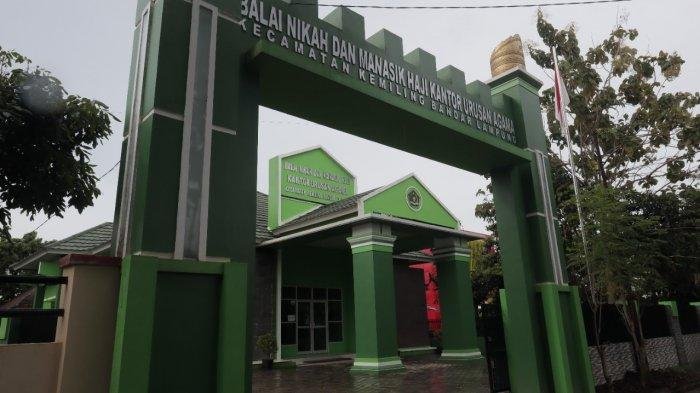 KUA KEMILING BAGIKAN 1 TON BERAS 