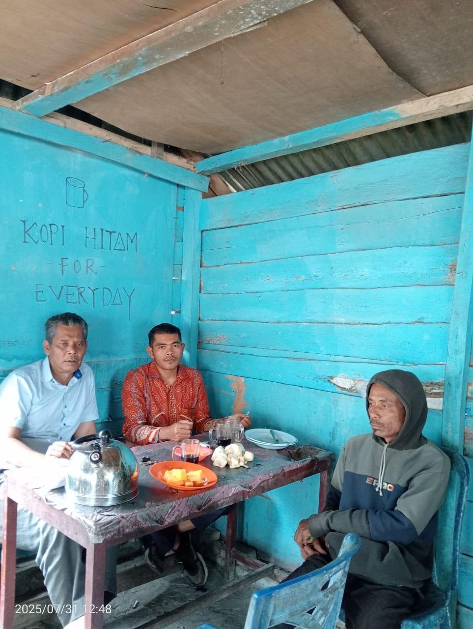 KUA Salak Fasilitasi Pendaftaran Sertifikasi Halal Bagi Pelaku Usaha