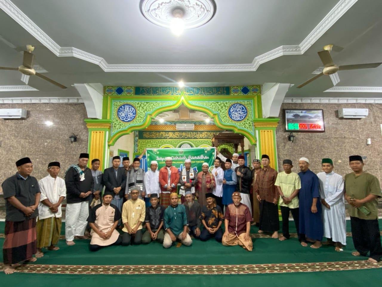 Safari Ramadhan, Kepala KUA Tualang Mengadakan Suling ke Masjid