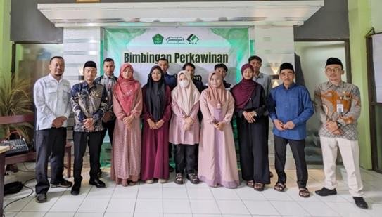 Implementasikan KOPI SECETING dan KOMANDAN MANCING, KUA Pejawaran Adakan Bimbingan Perkawinan pada 5 Pasang Calon Pengantin
