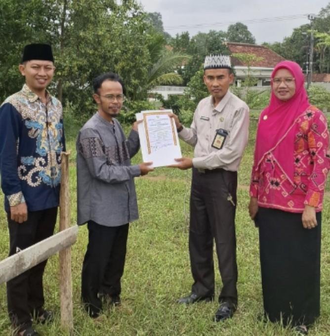 Sertifikat Arah Kiblat Diserahkan: Langkah Awal Pembangunan Masjid Peradaban Sukadana 