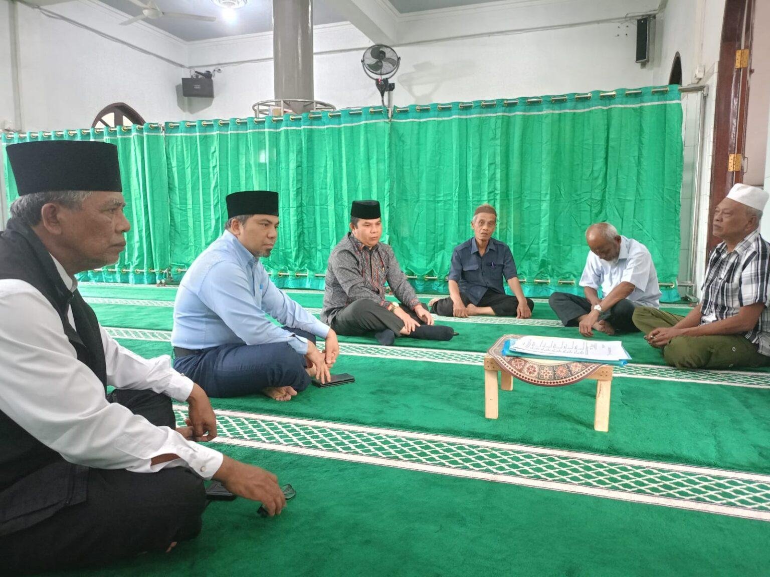 Kepala KUA Medan Denai Saksikan Pembacaan Akta Ikrar Wakaf Masjid Ash-Shobri