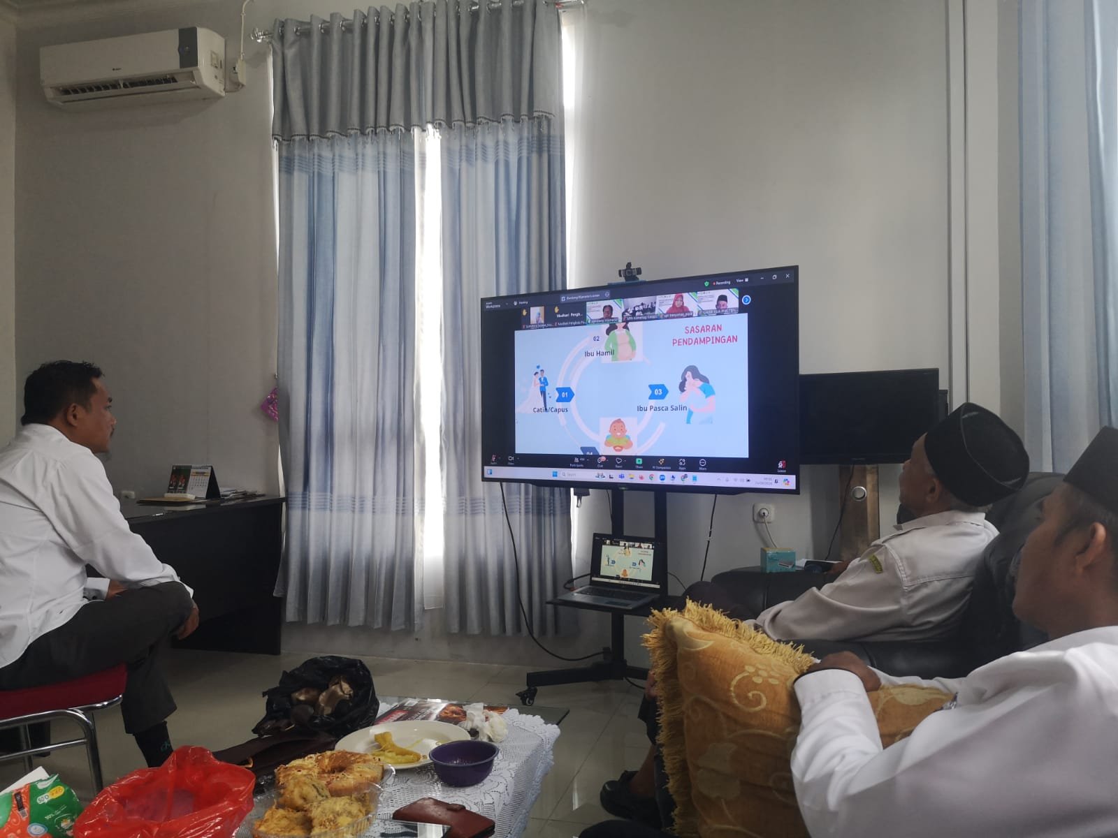 Ketua PW APRI Kalbar Sampaikan Apresiasi PC Yang Laksanakan Zoom Bareng