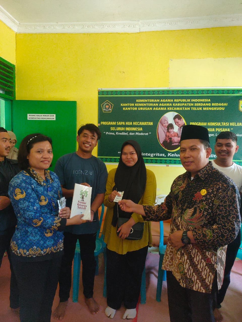 Ka.KUA Kec Teluk Mengkudu Kab Serdang Bedagai Sumatera Utara melaksanakan kegiatan cegah stunting 