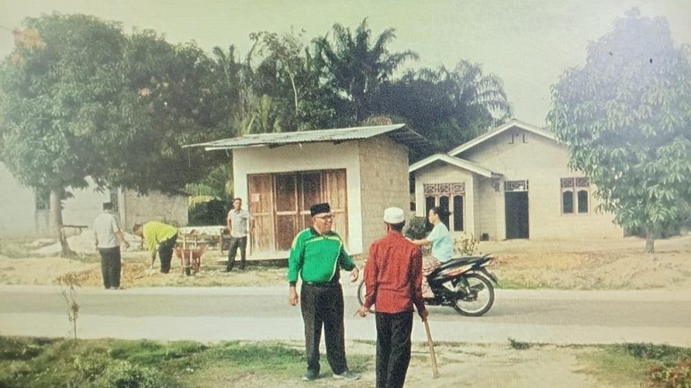 Sambut Datangya Ramadhan, KUA Tanah Putih Laksanakan Gotong Royong
