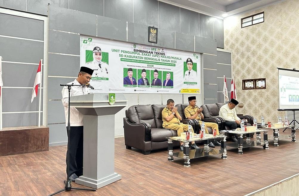 Kepala KUA Kec. Mandau Hadiri dan Pimpin Doa pada Bimtek UPZ Masjid dan Mushalla se-Kabupaten Bengkalis