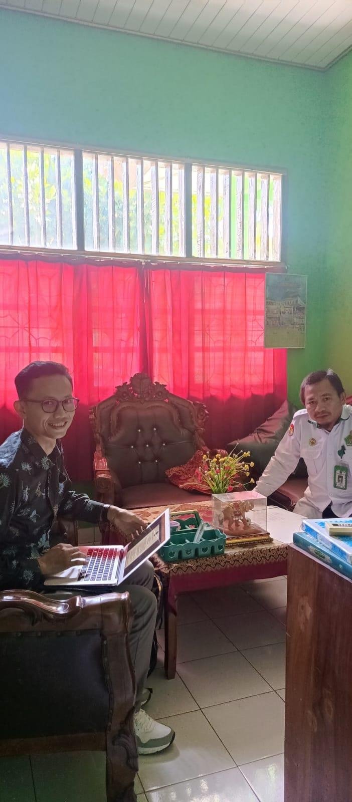 Menjadi Narasumber Penelitian