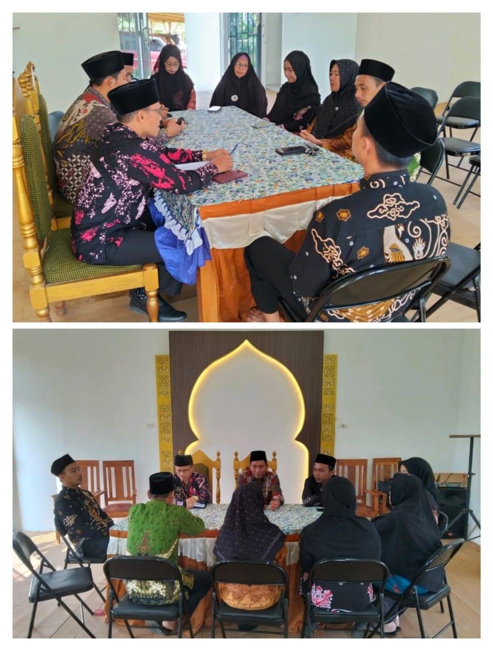 Tekankan Perlunya Komitmen Bersama dalam Peningkatan Layanan, Kepala KUA Balik Bukit Pimpin Rapat Koordinasi.