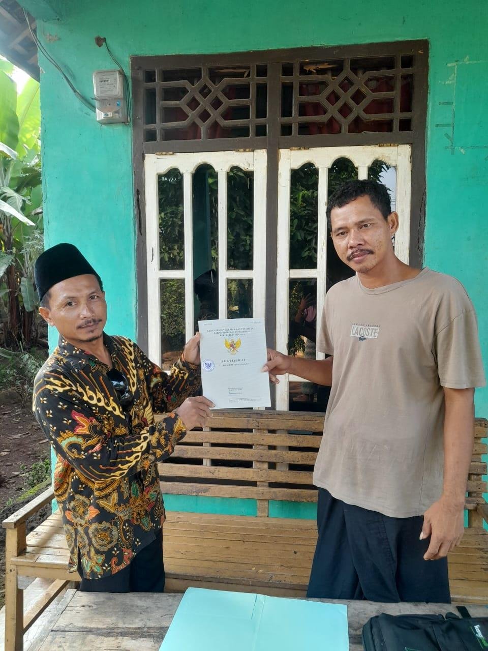 KUA Jabung Serahkan Sertifikat Tanah Wakaf Mushola Babus Salam Pematang Tahalo