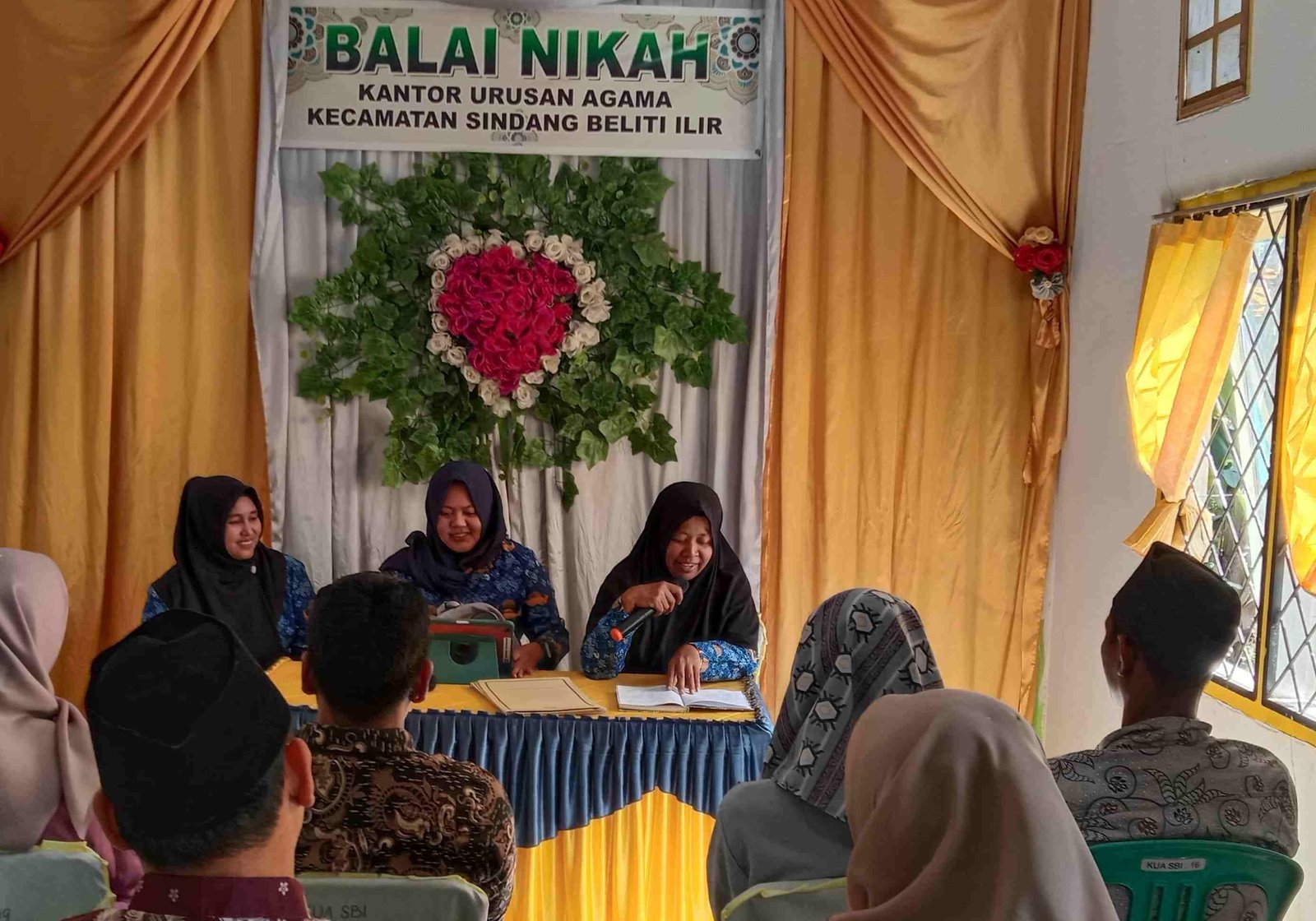 Persiapkan Keluarga yang Sehat 5 Pasang Calon Pengantin Ikuti Penyuluhan di KUA Sindang Beliti Ilir