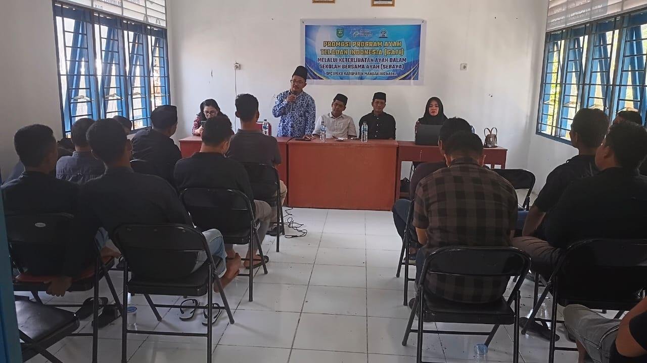 KUA Panyabungan Timur Sosialisasi Gerakan Ayah Teladan Indonesia dan GAS (Gerakan Sadar Pencatatan Nikah)
