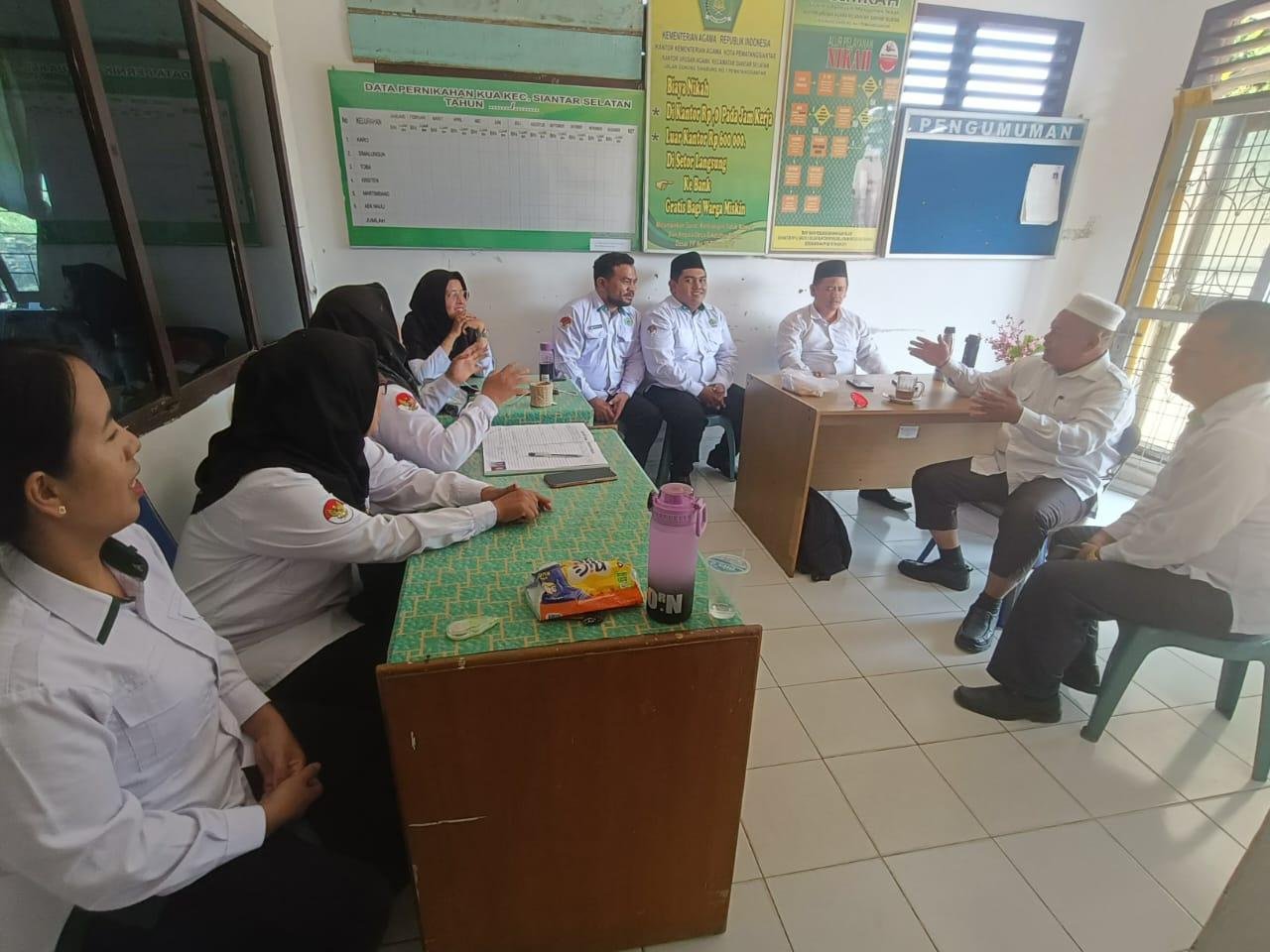 Ka KUA Siantar Selatan Pimpin Rapat Evaluasi dan Penegasan Toleransi Beragama