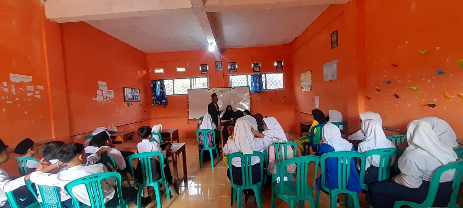 Kepala KUA Curup Lakukan Observasi Kegiatan Kepenyuluhan di MTs Tarbiyah Curup