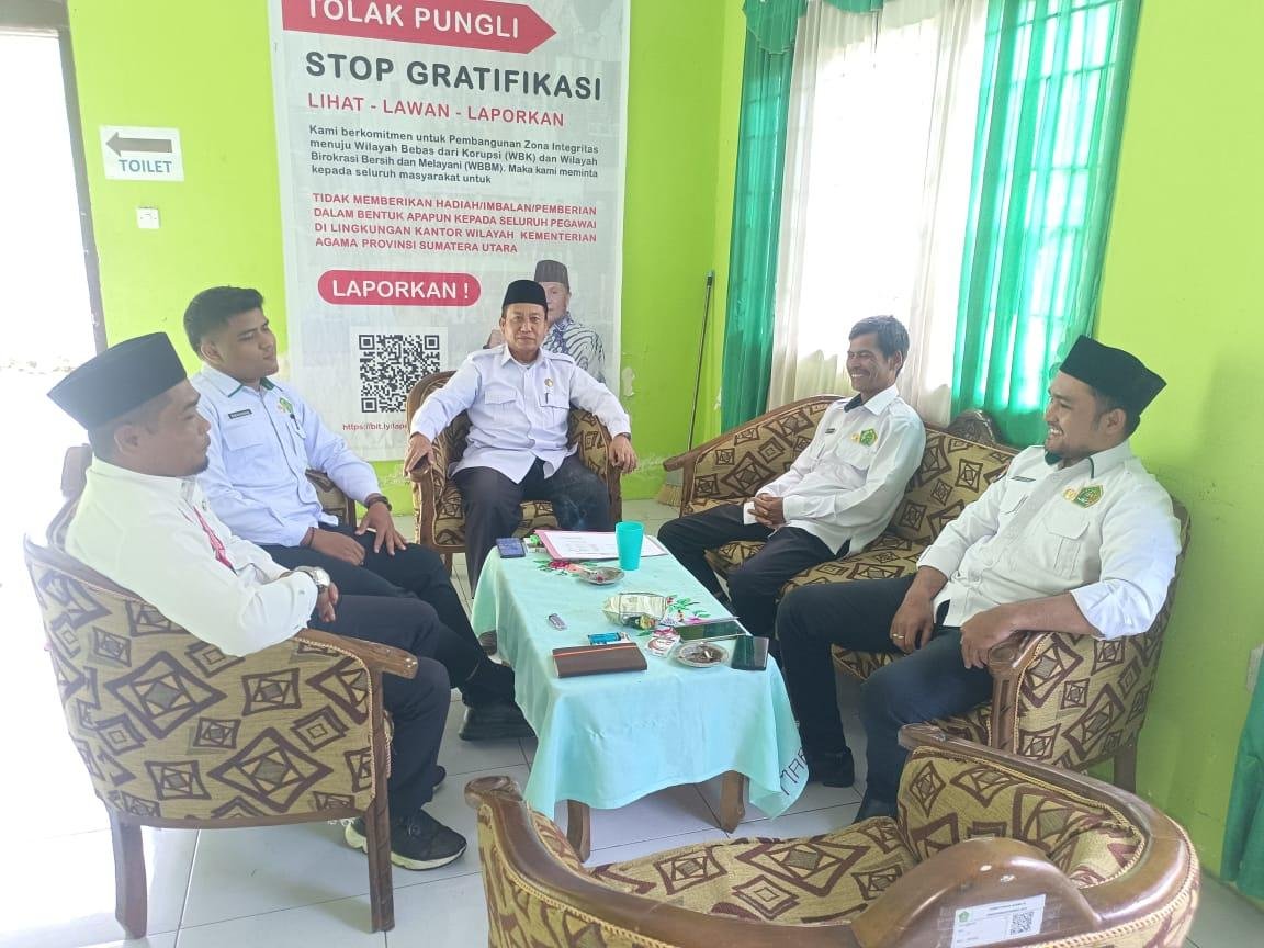 KUA Lumban Julu Gelar Rapat Koordinasi Percepatan Sertifikasi Tanah Wakaf