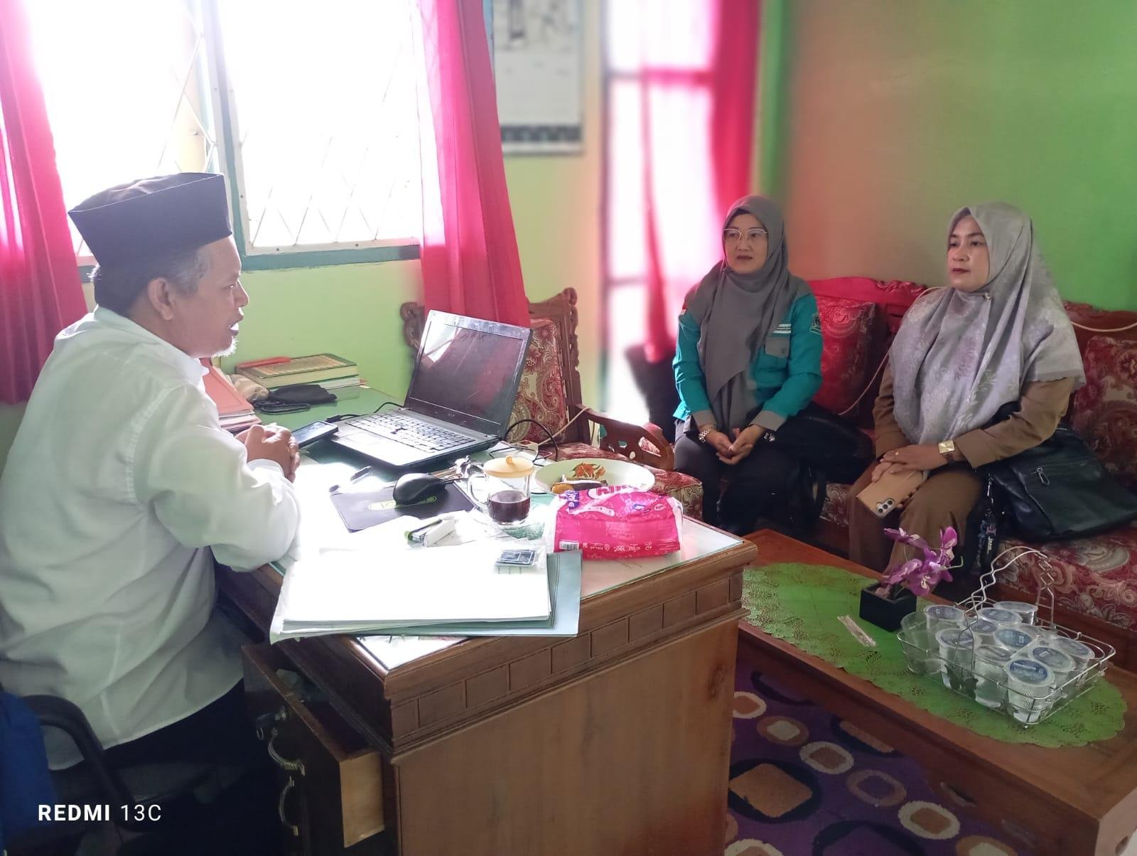 KUA Curup Selatan dan BKKBN Jalin Kerja Sama untuk Tingkatkan Kinerja Pelayanan Masyarakat