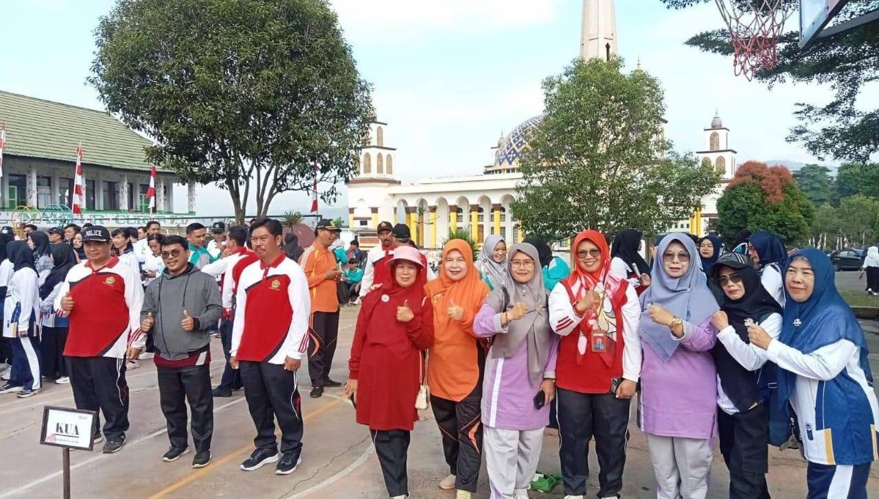 Wujudkan Semangat Kebangsaan, KUA Curup Timur Ikuti Pembukaan Rangkaian Lomba HUT RI Kemenag Rejang Lebong