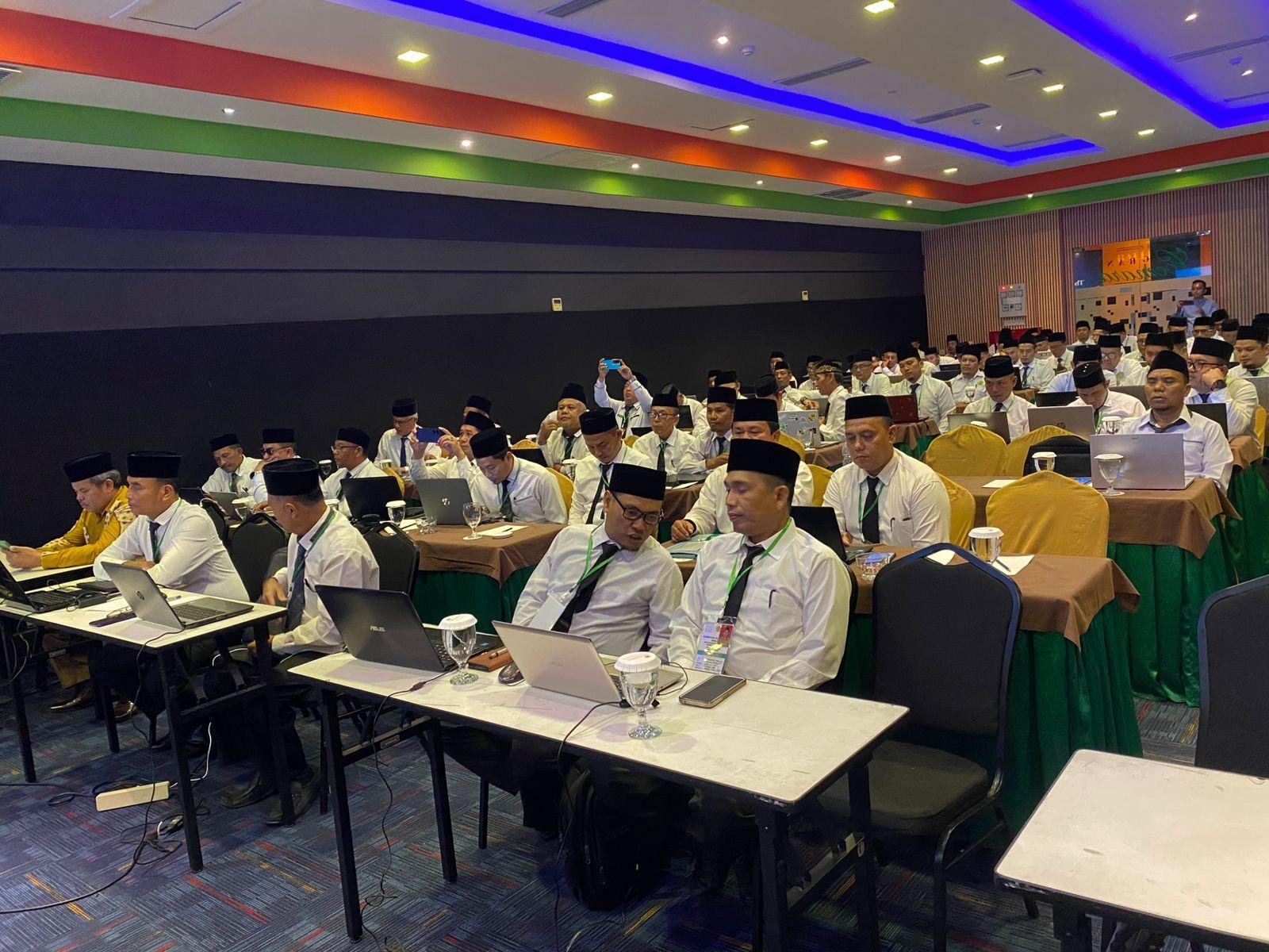 Kepala KUA Tuhemberua Ikuti Uji Kompetensi Penghulu Tahun 2025 Kanwil Kemenag Sumut