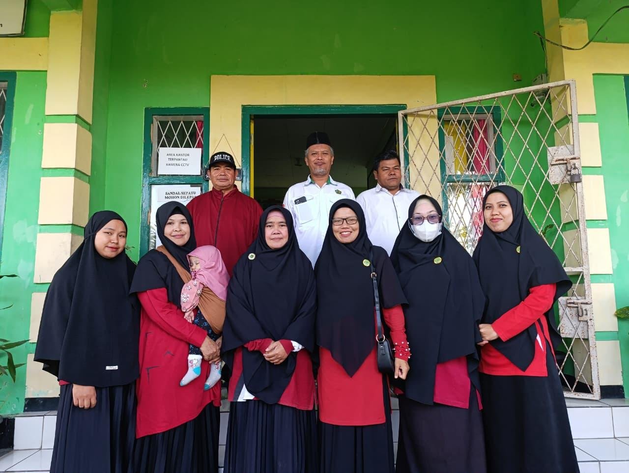 Hari Kedua, KUA Curup Selatan Penuh Semangat 45 Siap Berlaga di Lomba Dharma Wanita Kemenag