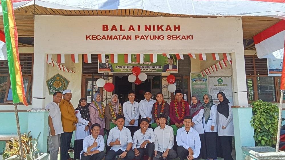 Ka.KUA Payung Sekaki Sambut Kedatangan Tim Penilai Kantor