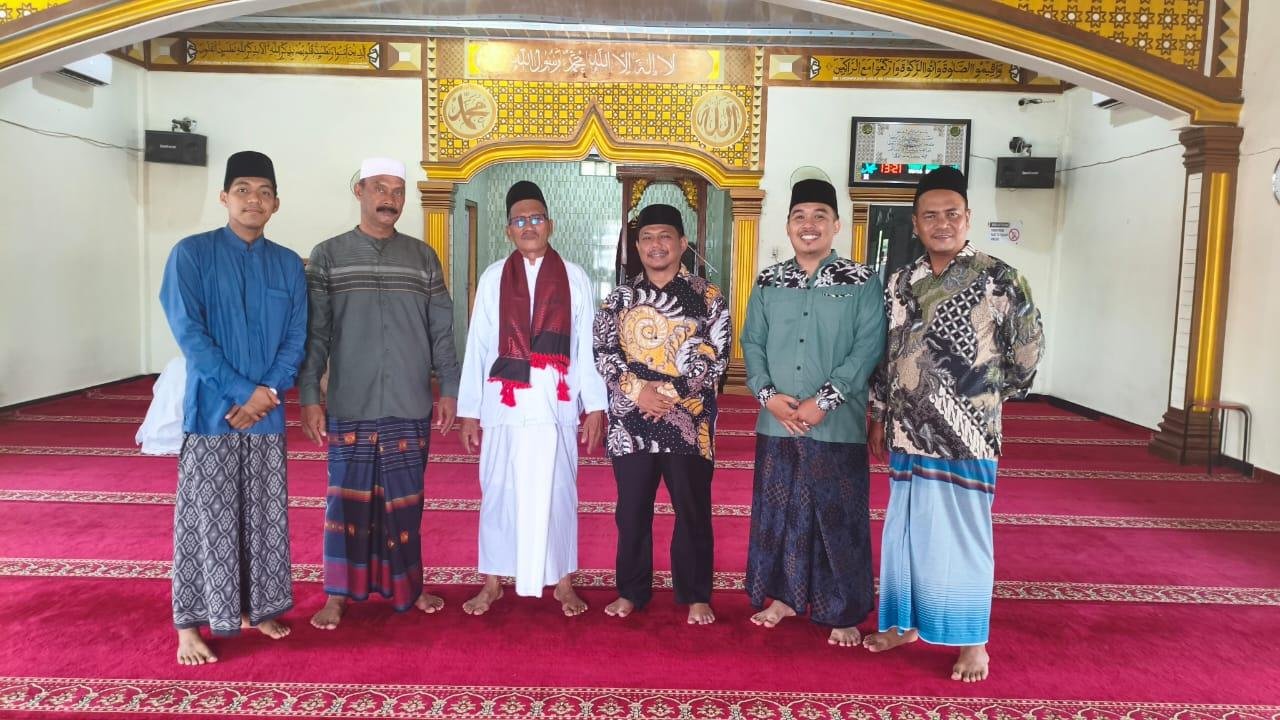 Safari Jum'at; Kepala KUA dan PAI Sei Kepayang Silaturahmi dengan BKM Masjid Nurul Hidayah