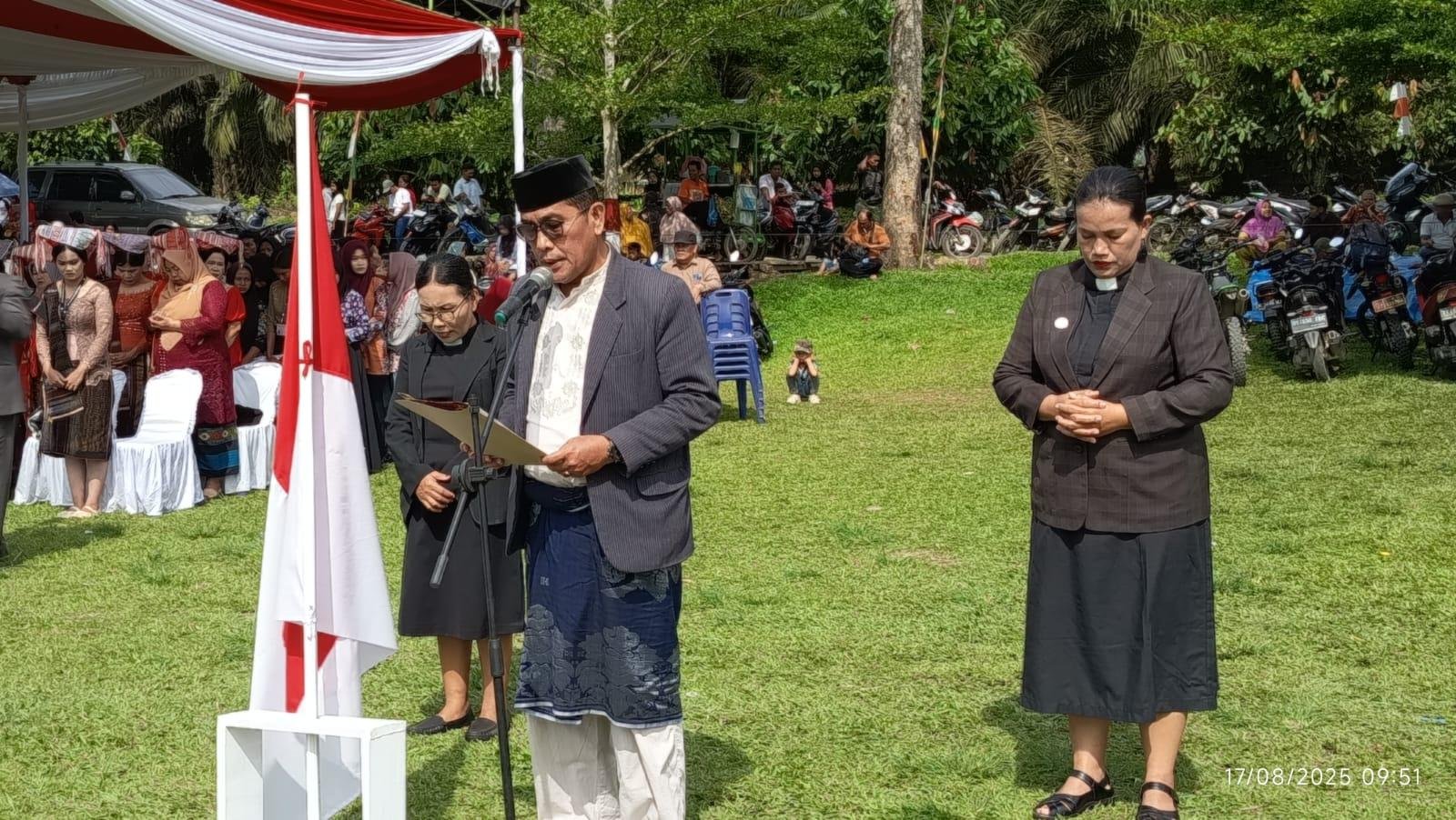 Kepala KUA Silinda Pimpin Munajat di HUT Ke-80 Republik Indonesia Kecamatan Silinda