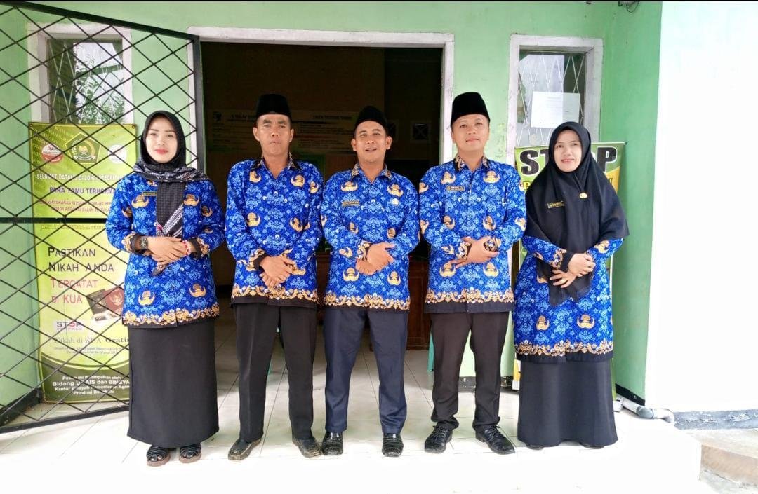 Semarak Kemerdekaan: ASN KUA Binduriang Teguhkan Nasionalisme di HUT RI ke-80