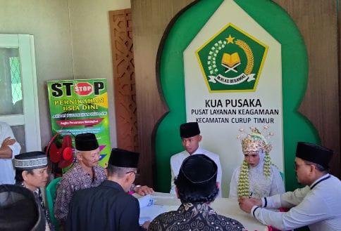Saksi Nyatakan Sah, Ijab Qobul di KUA Curup Timur Berjalan Khidmat