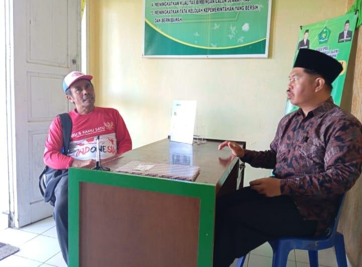 Wujudkan Layanan Prima, KUA Sindang Kelingi Beri Pendampingan Administrasi Pernikahan