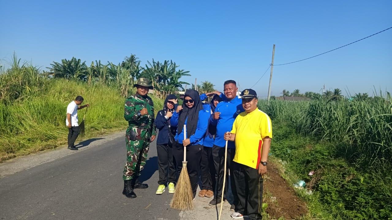 KUA Hamparan Perak Laksanakan Program Ekoteologi Bersama Muspika Kecamatan dan Aparat Desa 