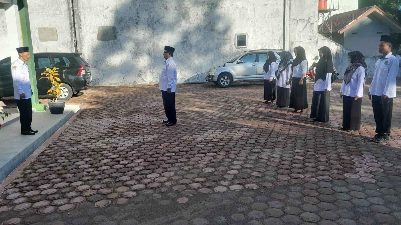 Apel Pagi, Kepala KUA Curup Ajak ASN Teladani Semangat Juang Pahlawan